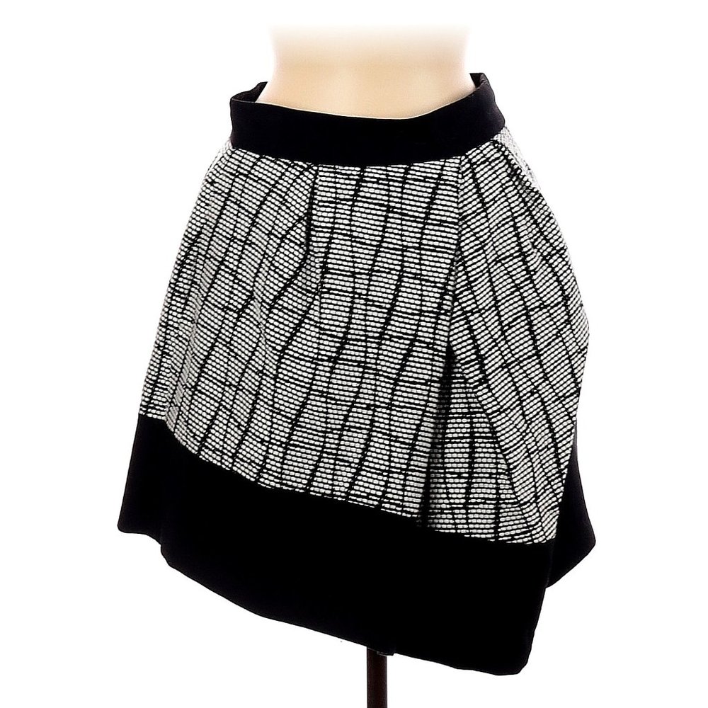 Banana Republic Black/White Formal Tweed Skirt Size 6